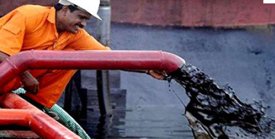 Petróleo al borde de un abismo