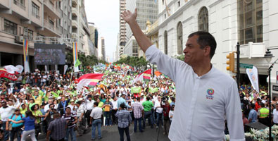 "Golpe blando" en Ecuador