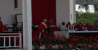 Francisco en Holguín y otra misa con la fe de los cubanos