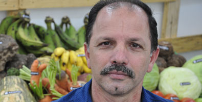 Jorge Félix González Barreto, director de Comercialización y  Desarrollo de la Unión de Acopio del Minag