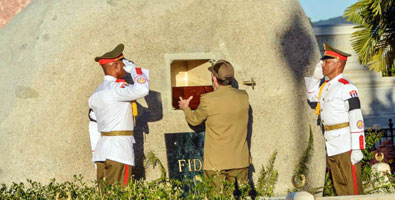 Depositadas las cenizas del Comandante en Jefe Fidel Castro