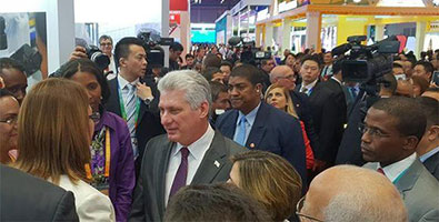 Visita Díaz-Canel primera Expo Internacional de importación en Shanghai