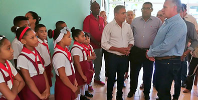 Díaz-Canel en la escuela de música Antonia Luisa Caba