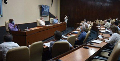 Mejoran los números, pero que no baje la alerta en el enfrentamiento a la COVID-19