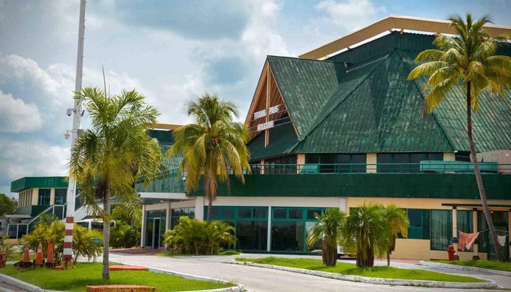 Aeropuerto de Holguín mantiene su vitalidad operativa