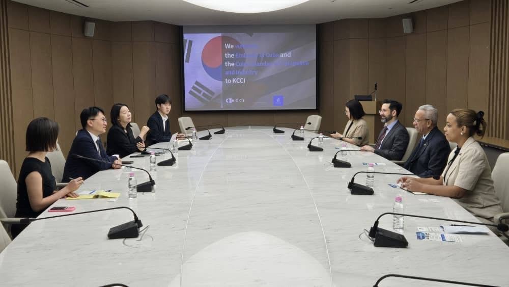 Cuba promueve su oferta exportadora y atrae inversiones desde Asia