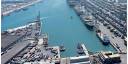 Vista parcial del puerto de Barcelona