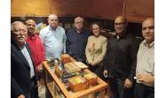 Legendarios habanos y ron Caney son degustados en El Salvador