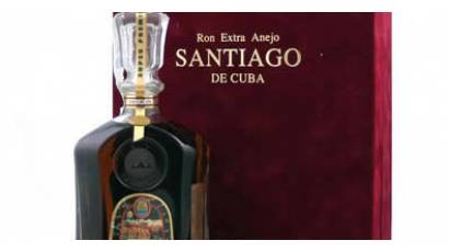 Nueva línea Extra Añejo Oscuro de Ron Santiago