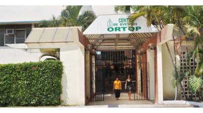 Centro de Eventos del complejo ortopédico del hospital Frank País (ORTOP)