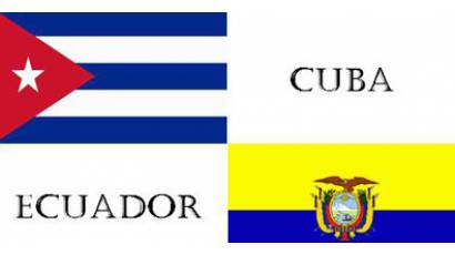 Banderas Cuba y Ecuador