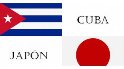 Bandera de Cuba y Japón