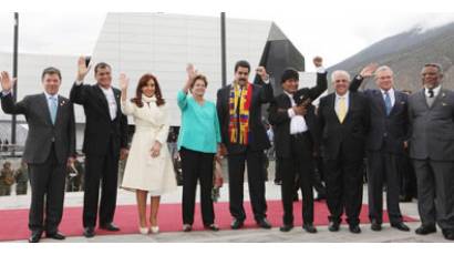 Mandatarios en la reunión de Unasur