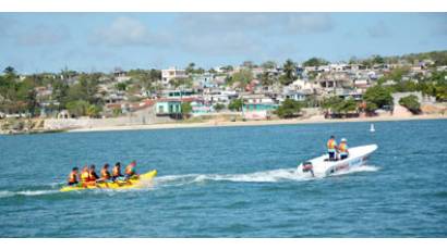 Arribo de 2 000 000 de turistas antes de lo planificado