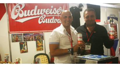  Cerveza Budweiser Budvar Original, de la República Checa