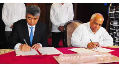 Suscriben China y Cuba Plan de Acción del Comité Empresarial para 2019