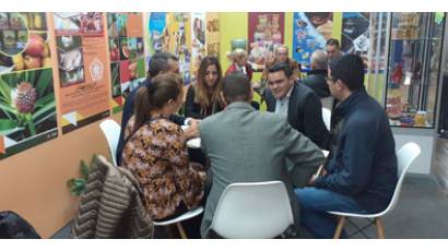 Activa presencia de Cuba en feria colombiana