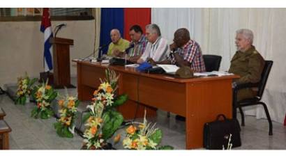 Continúa visita gubernamental a Cienfuegos con el análisis de la producción alimentaria