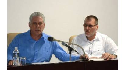 Resalta presidente cubano en evento de economistas el papel de las cooperativas en las actuales circunstancias