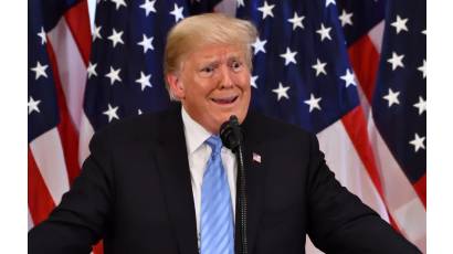 Trump empuña pistolas para detener la desdolarización