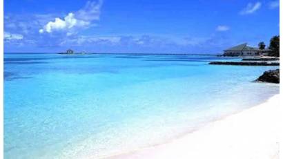 Cuba desarrolla modelo de turismo azul resiliente