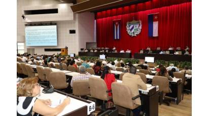 Cuba presenta transformaciones económicas ante recrudecimiento del bloqueo estadounidense