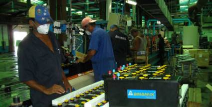 Empresa de Acumuladores XX Aniversario, de Manzanillo