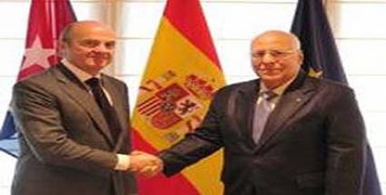 Relaciones entre la Isla y España