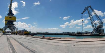 El Puerto de Tarafa, en Nuevitas, deviene importante enclave para recibir mercancías importadas destinadas a las vecinas provincias de Camagüey, Ciego de Ávila, Las Tunas, Holguín y Granma.