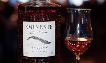 Eminente Gran Reserva Edición No1 se lleva el premio a Mejor Ron del Año