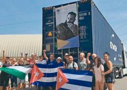 Cargamento solidario para Cuba desde Valencia