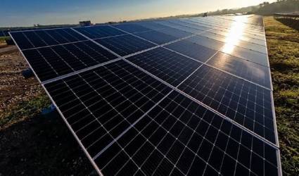 Concluyen en tiempo récord parque fotovoltaico de El Rincón, en La Habana